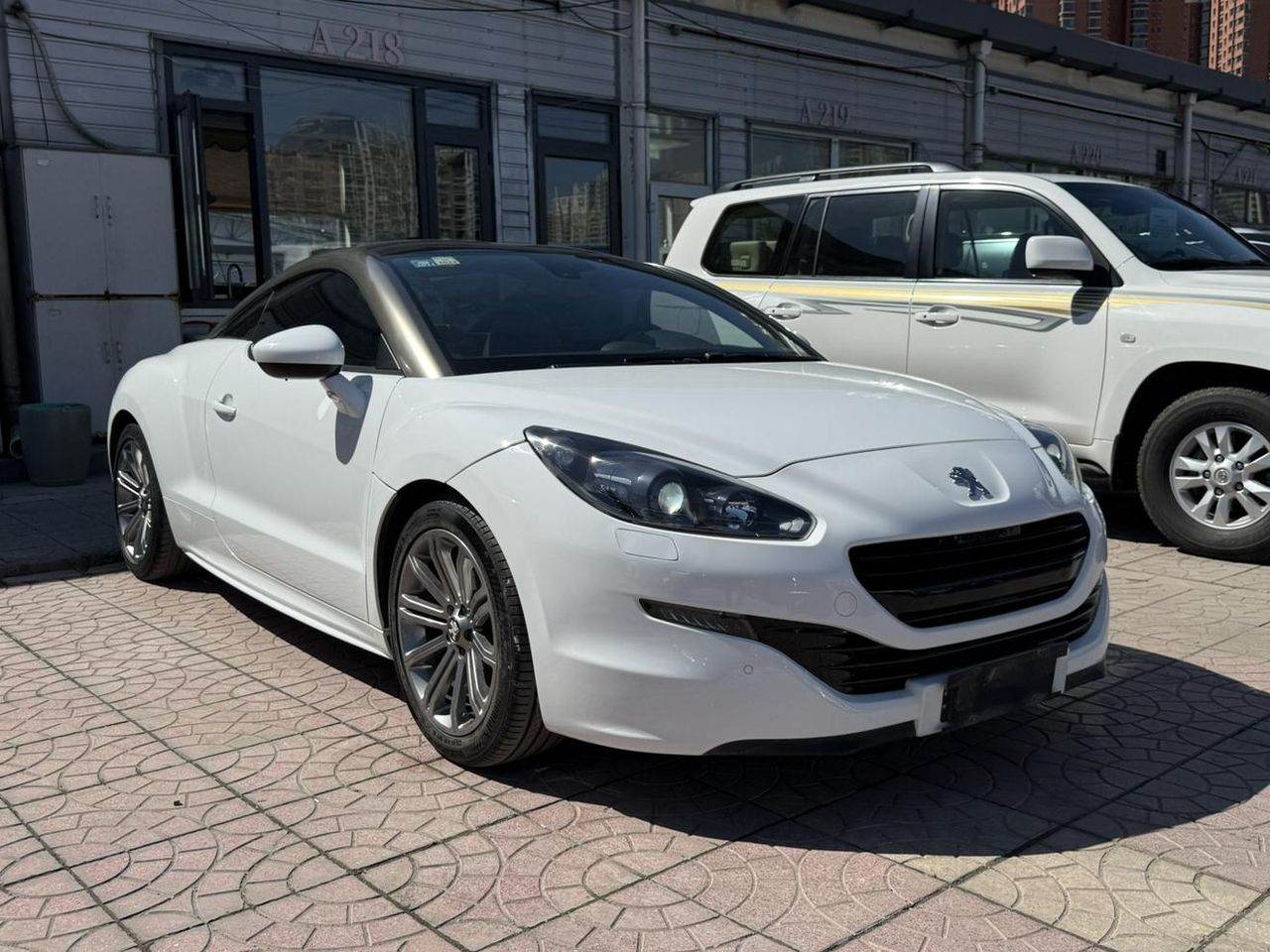 Peugeot RCZ 2015 — фото