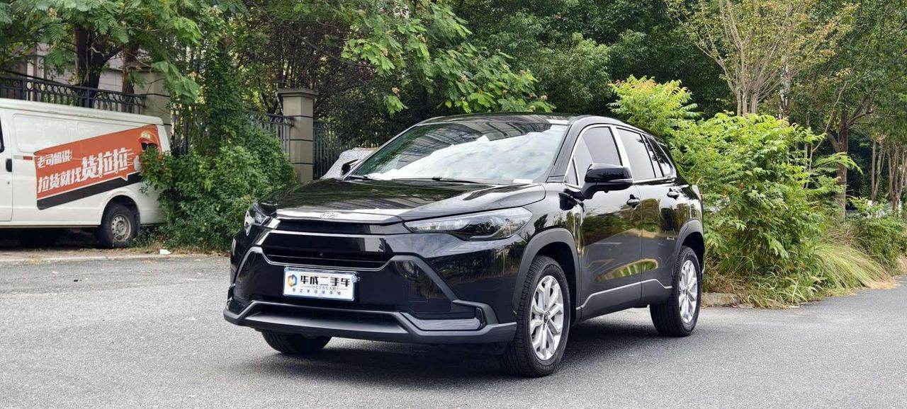 Toyota Corolla Cross 2025